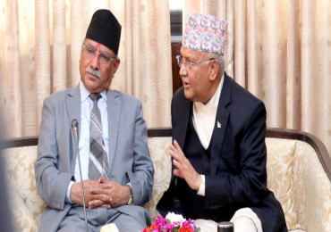 प्रचण्ड फकाउन ओलीनिकट नेताहरूको दौडधुप, नेम्वाङ, पौडेल र पोखरेलपछि ज्ञवाली पुगे खुमलटार 